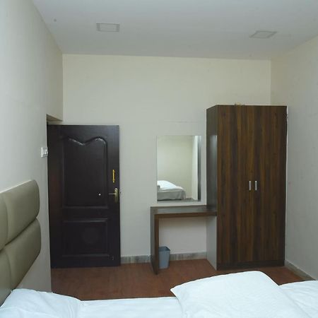 Fundera Aqua Stay Yelagiri Buitenkant foto