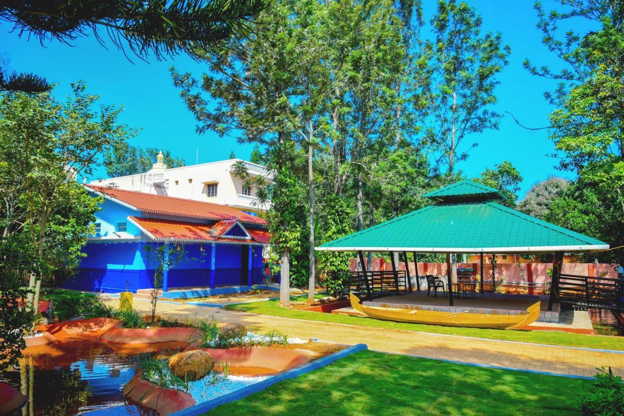 Fundera Aqua Stay Yelagiri Buitenkant foto