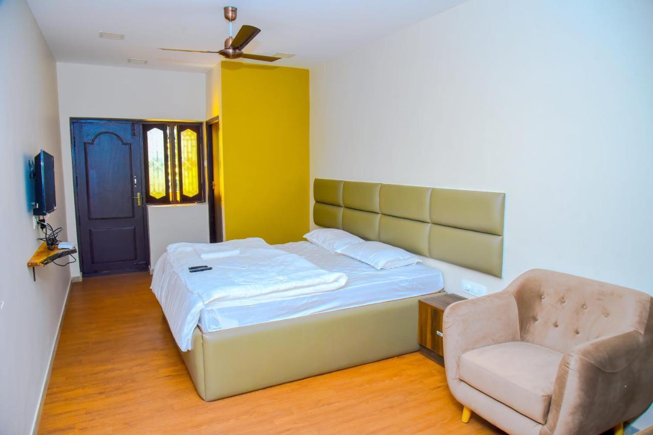 Fundera Aqua Stay Yelagiri Buitenkant foto