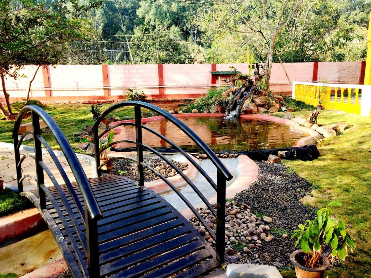 Fundera Aqua Stay Yelagiri Buitenkant foto